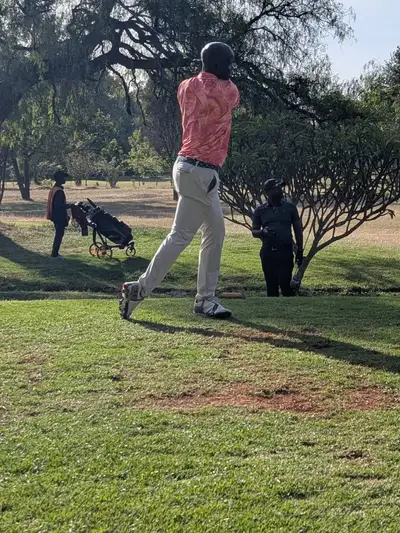 TipwaTipwa members at the Swingers on the course